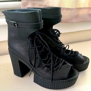 T.U.K strappy platform chunky heels with in black.